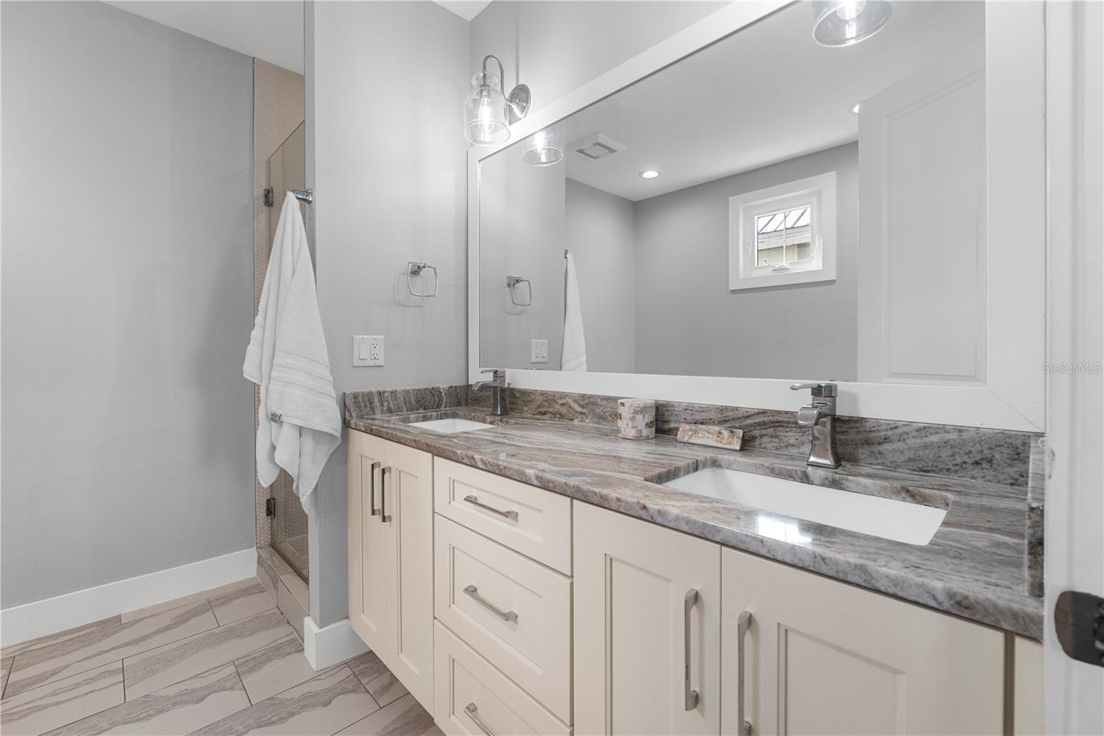 Image 34 of 86 For 42138 Lake Timber Drive