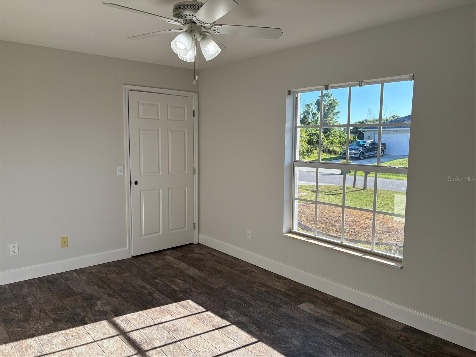 Image 16 of 45 For 7115 Coventry Terrace