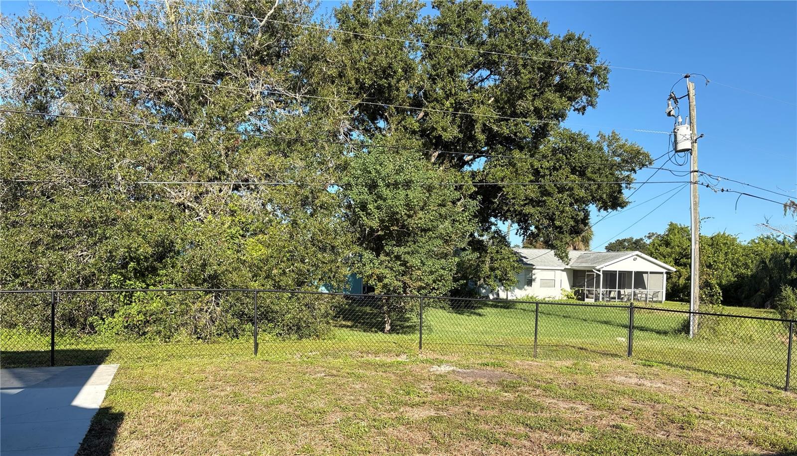 Image 23 of 45 For 7115 Coventry Terrace