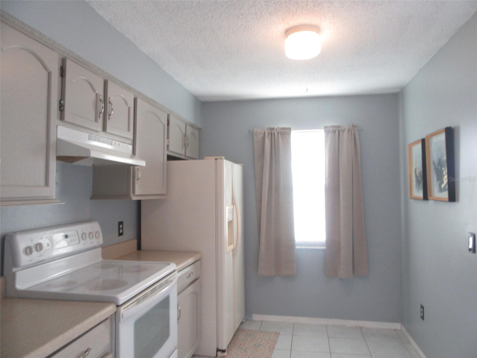 Image 3 of 12 For 264 Camillia Lane B