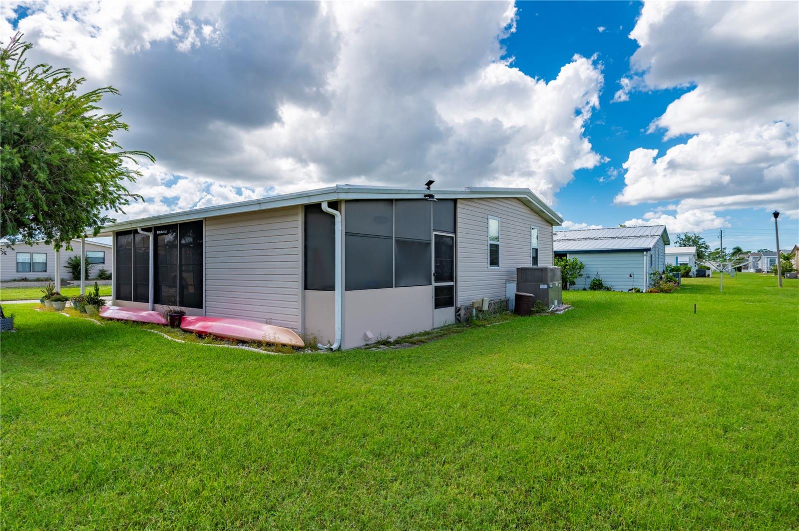 Image 33 of 55 For 265 Mariner Drive