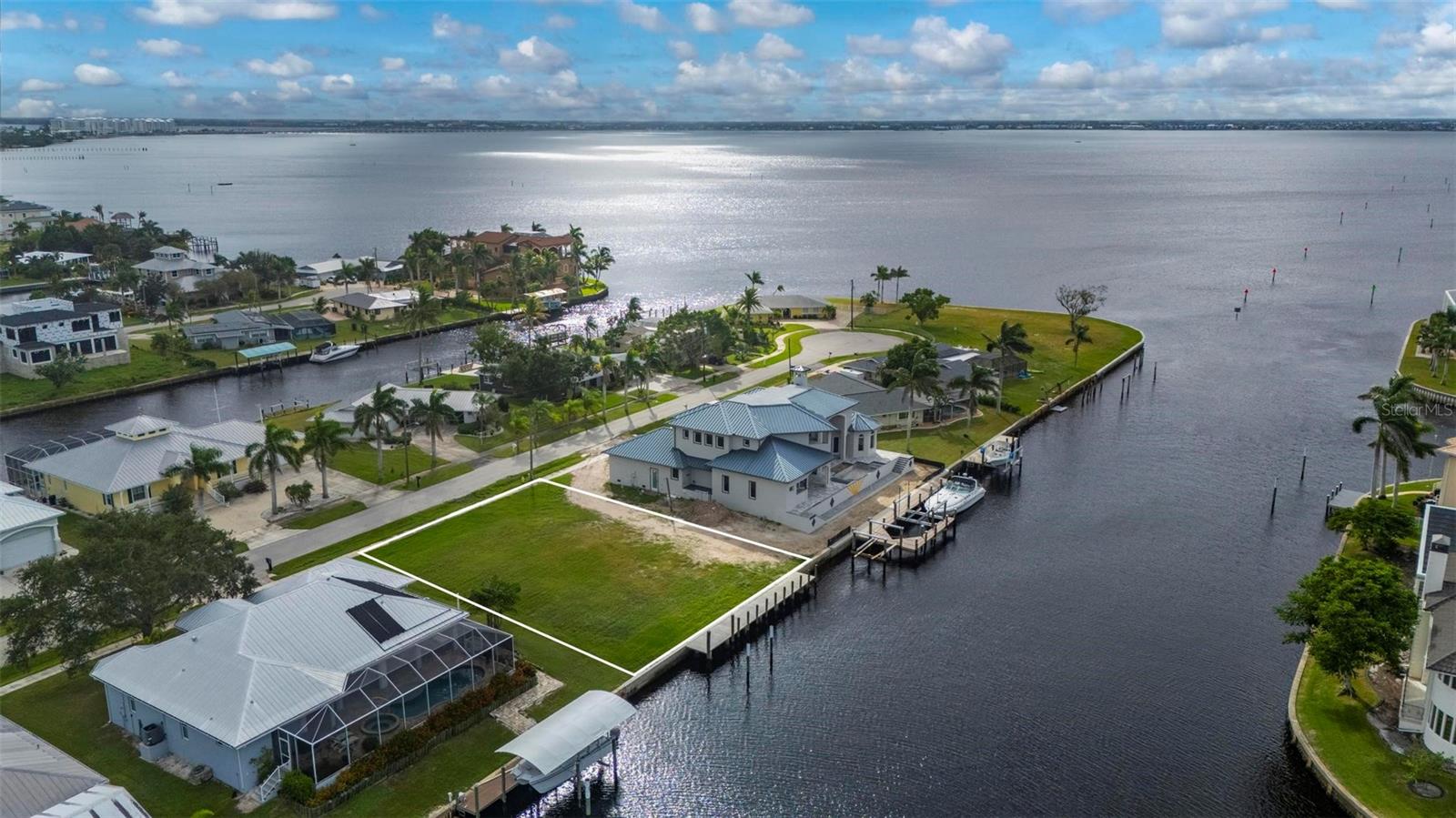 Image 15 of 37 For 234 Beeney Road Se