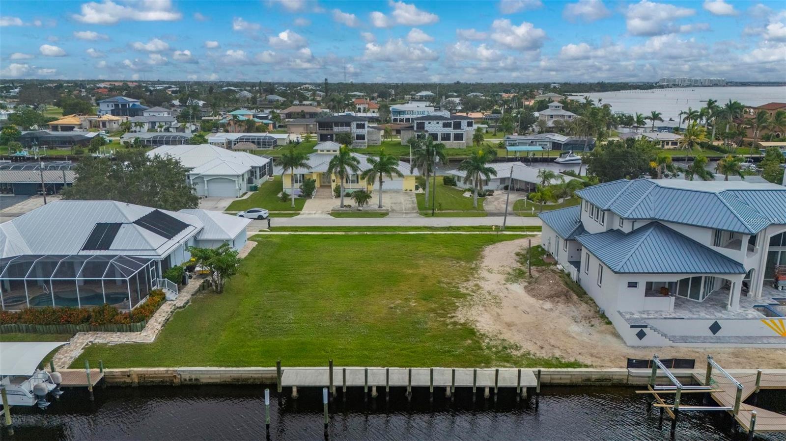 Image 2 of 37 For 234 Beeney Road Se