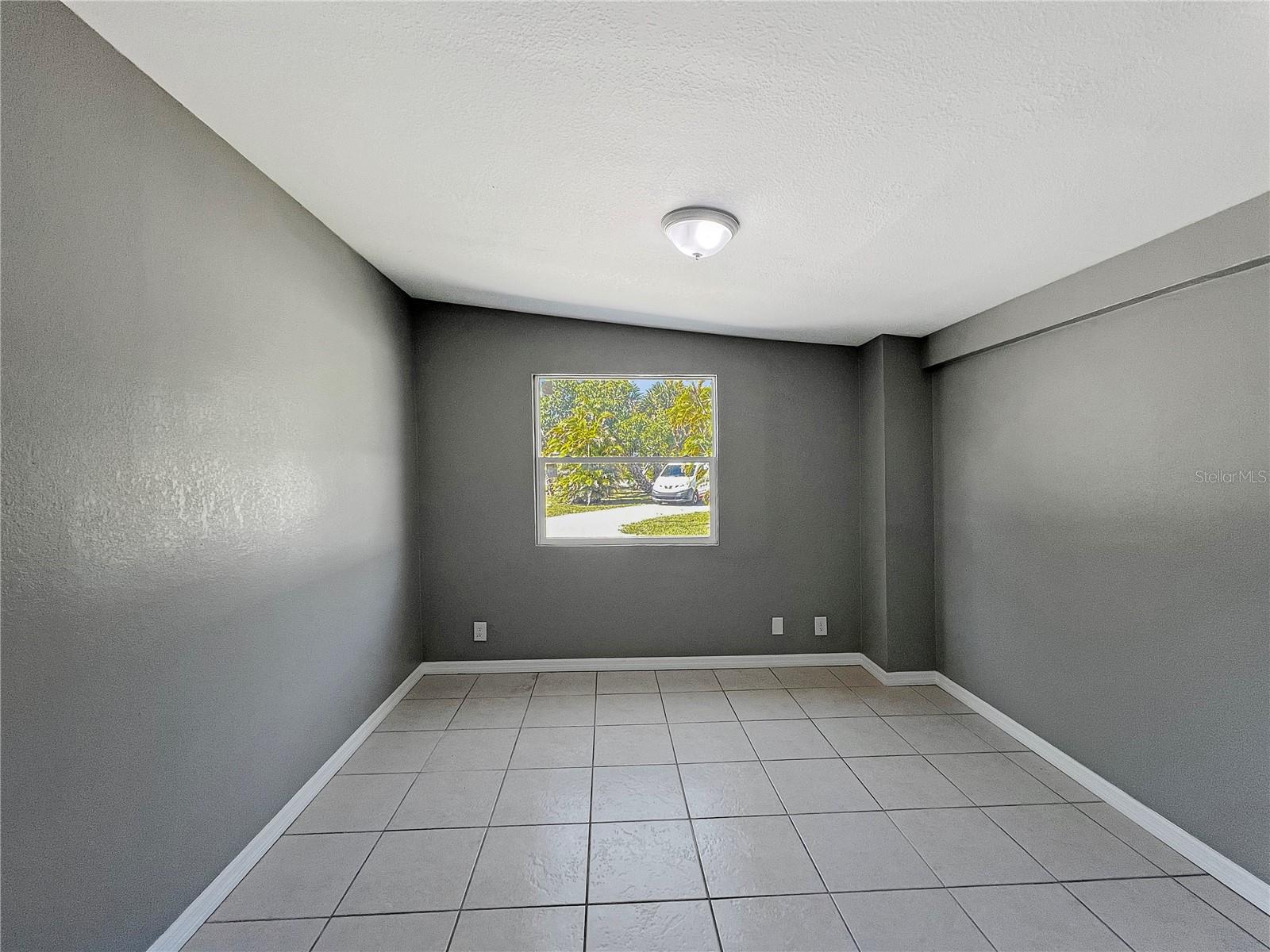 Image 16 of 40 For 15206 Stringfellow Road 3 & 4