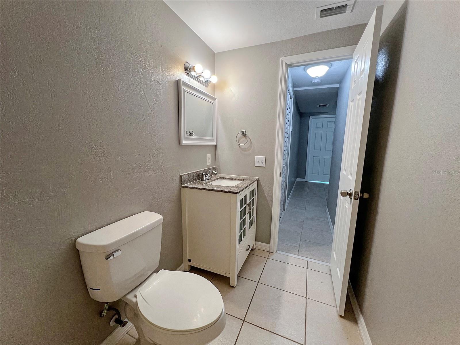 Image 19 of 40 For 15206 Stringfellow Road 3 & 4