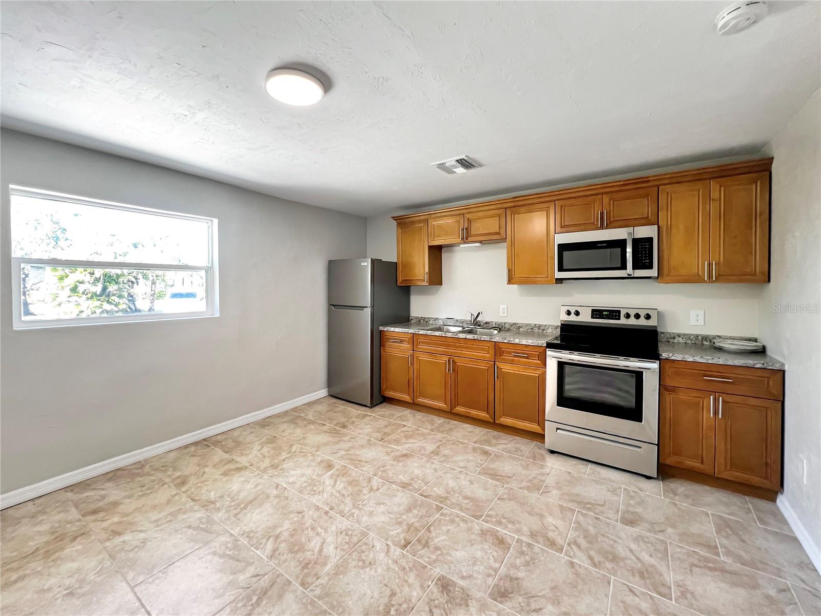 Image 30 of 40 For 15206 Stringfellow Road 3 & 4