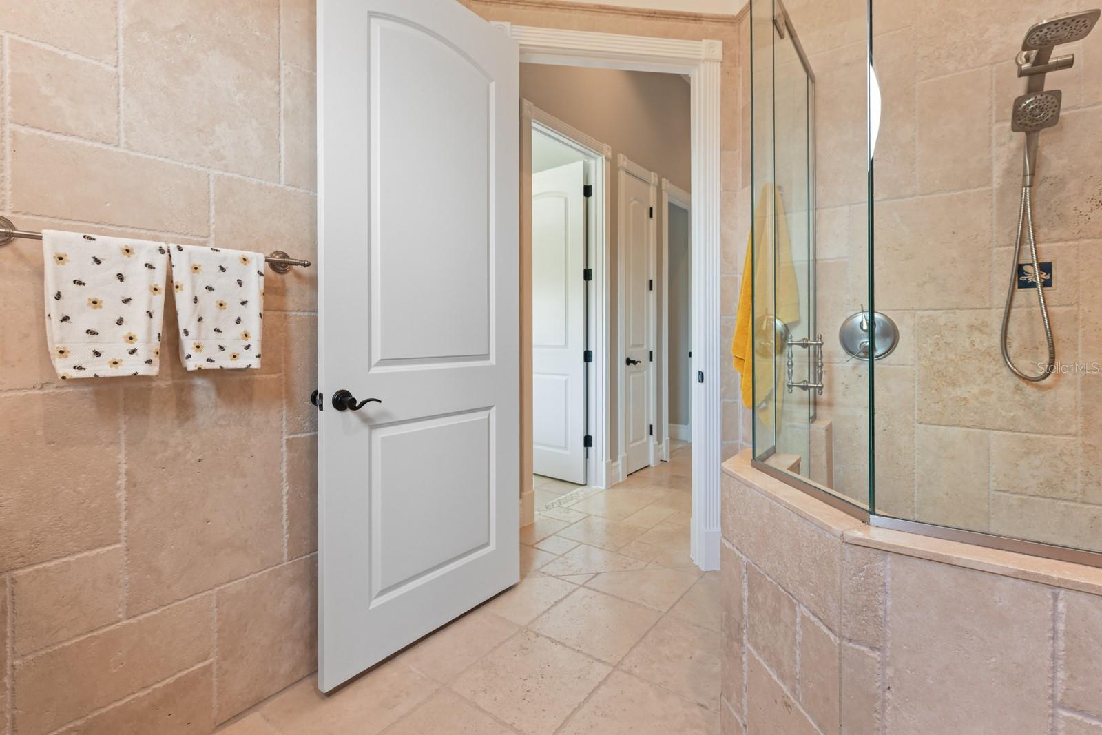 Image 31 of 59 For 4409 Crews Court