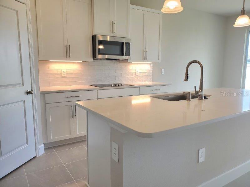 Image 14 of 44 For 16855 Castoro Drive