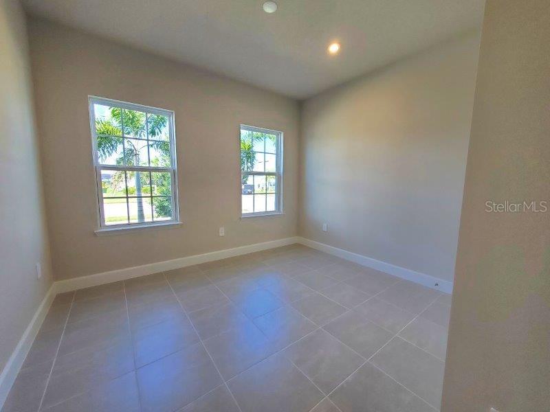 Image 20 of 44 For 16855 Castoro Drive