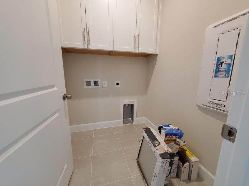 Image 40 of 44 For 16855 Castoro Drive