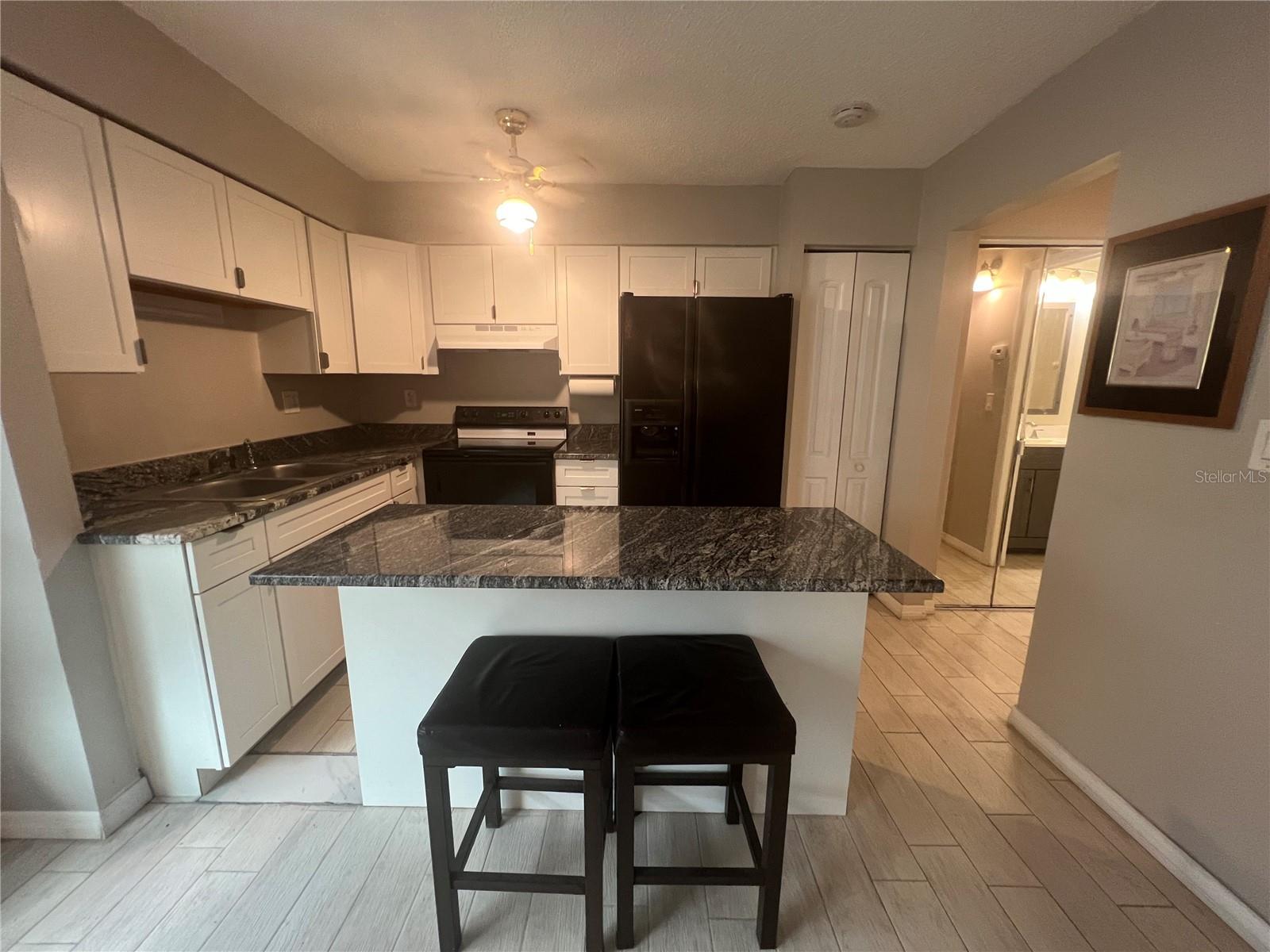Image 4 of 10 For 21150 Gertrude Avenue Q 3