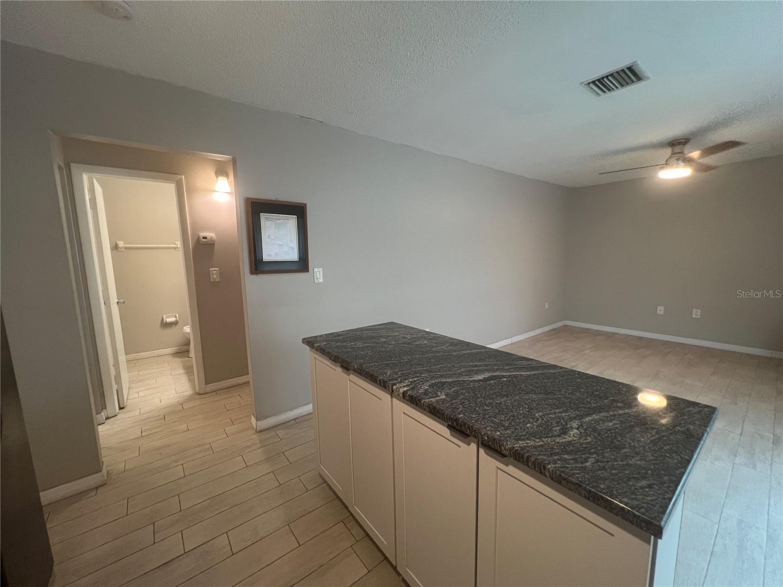 Image 7 of 10 For 21150 Gertrude Avenue Q 3