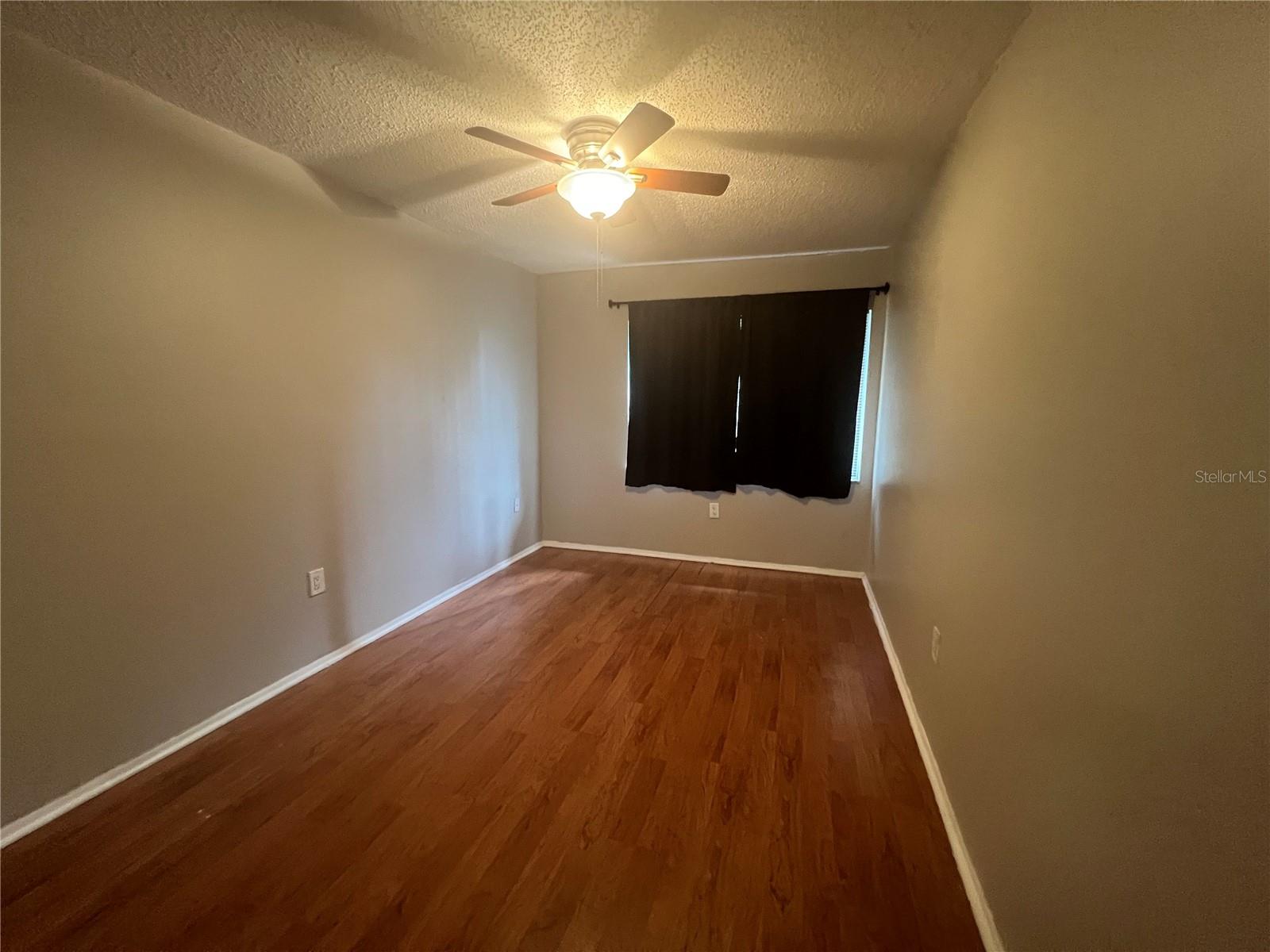 Image 8 of 10 For 21150 Gertrude Avenue Q 3