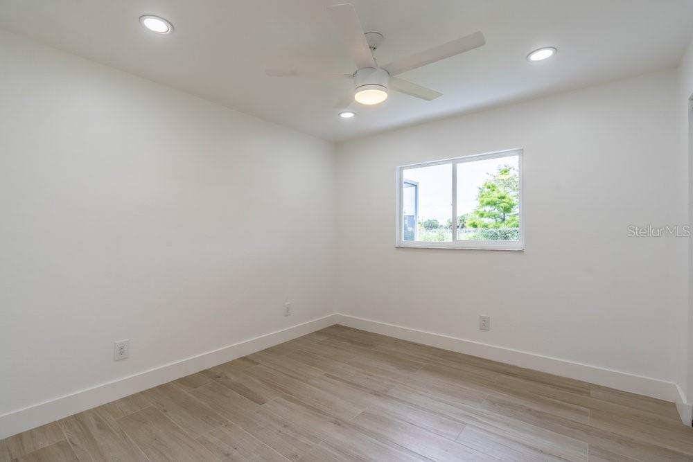 Image 18 of 40 For 16275 Horizon Road