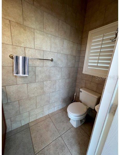 Image 40 of 45 For 1309 Casey Key Drive