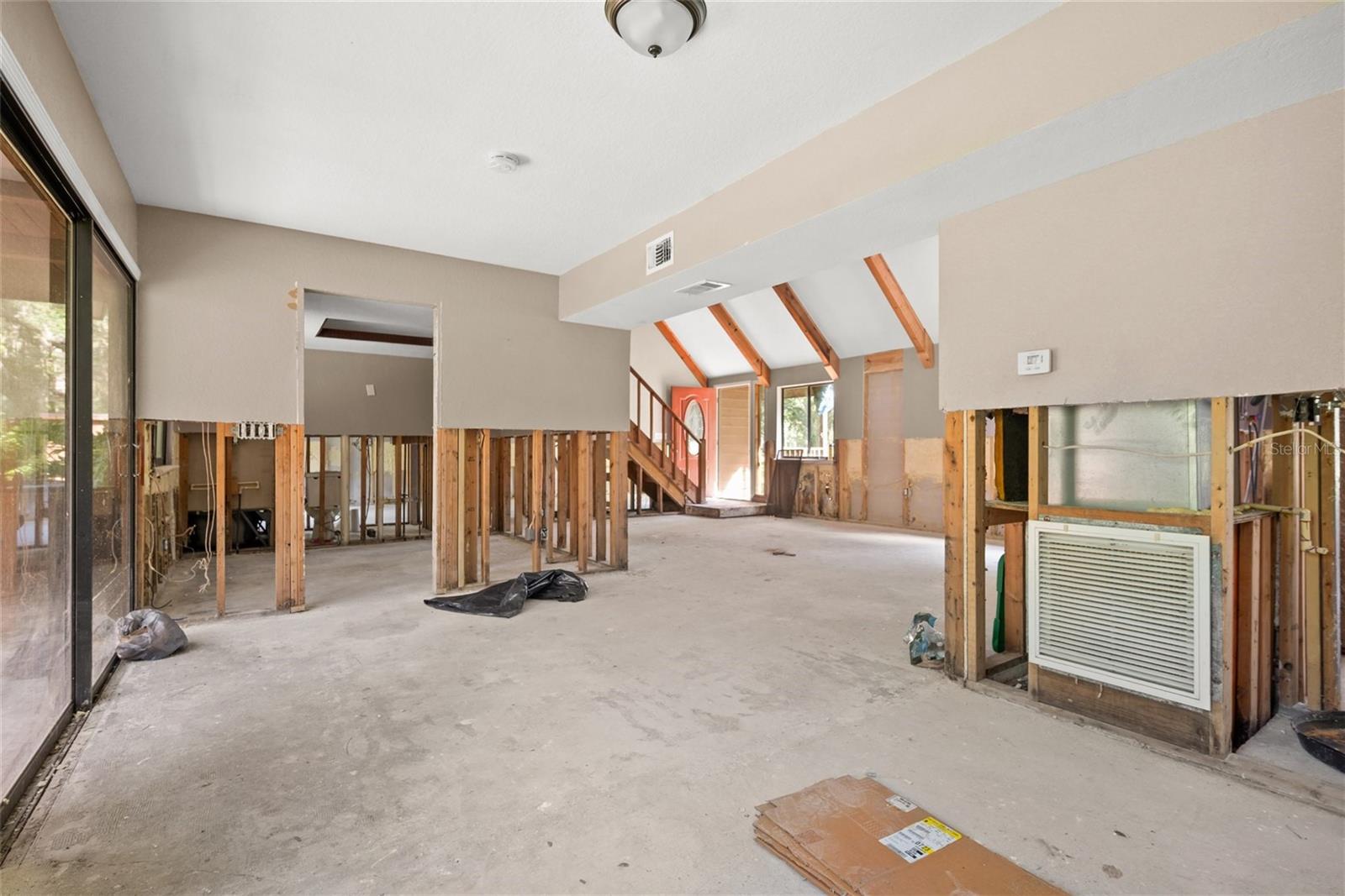 Image 5 of 26 For 1743 Itchepackesassa Drive