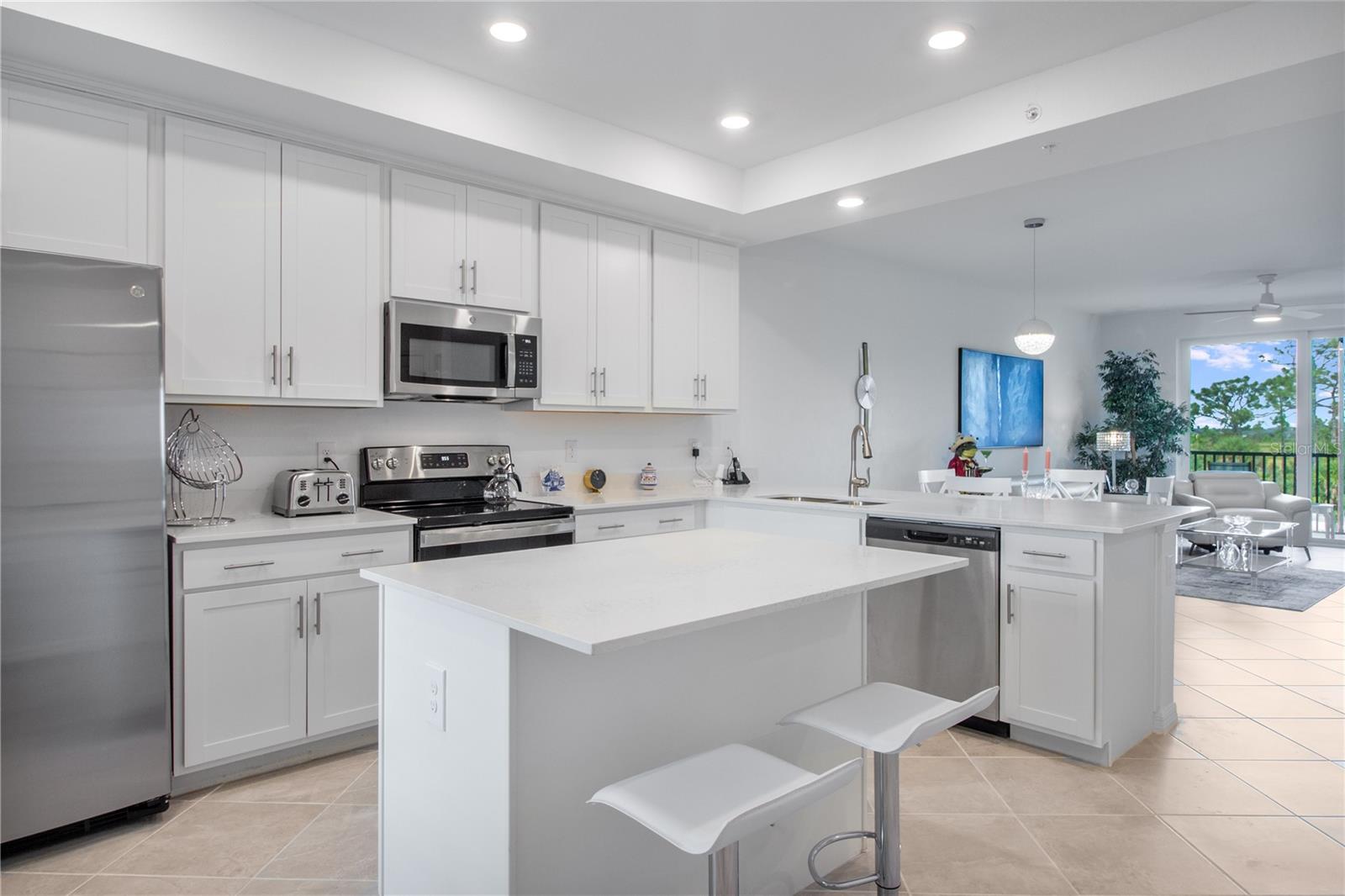 Image 10 of 53 For 12240 Wellen Golf Street 204