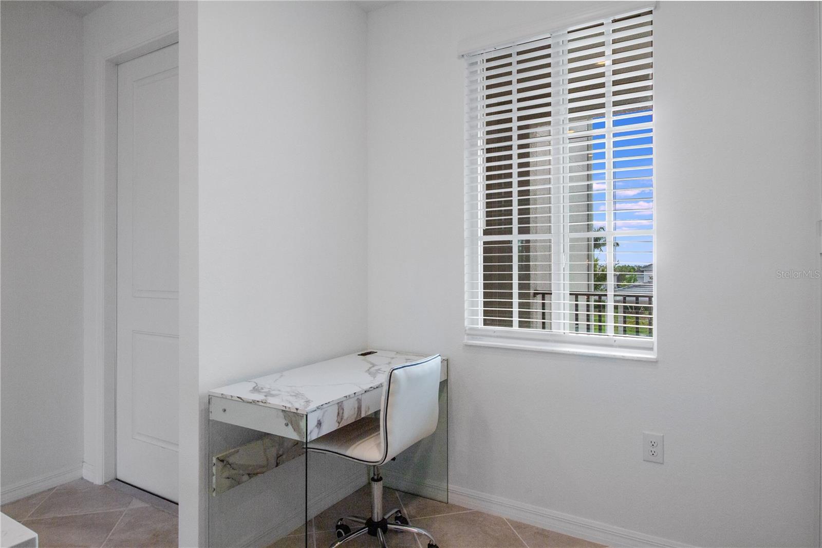 Image 13 of 53 For 12240 Wellen Golf Street 204