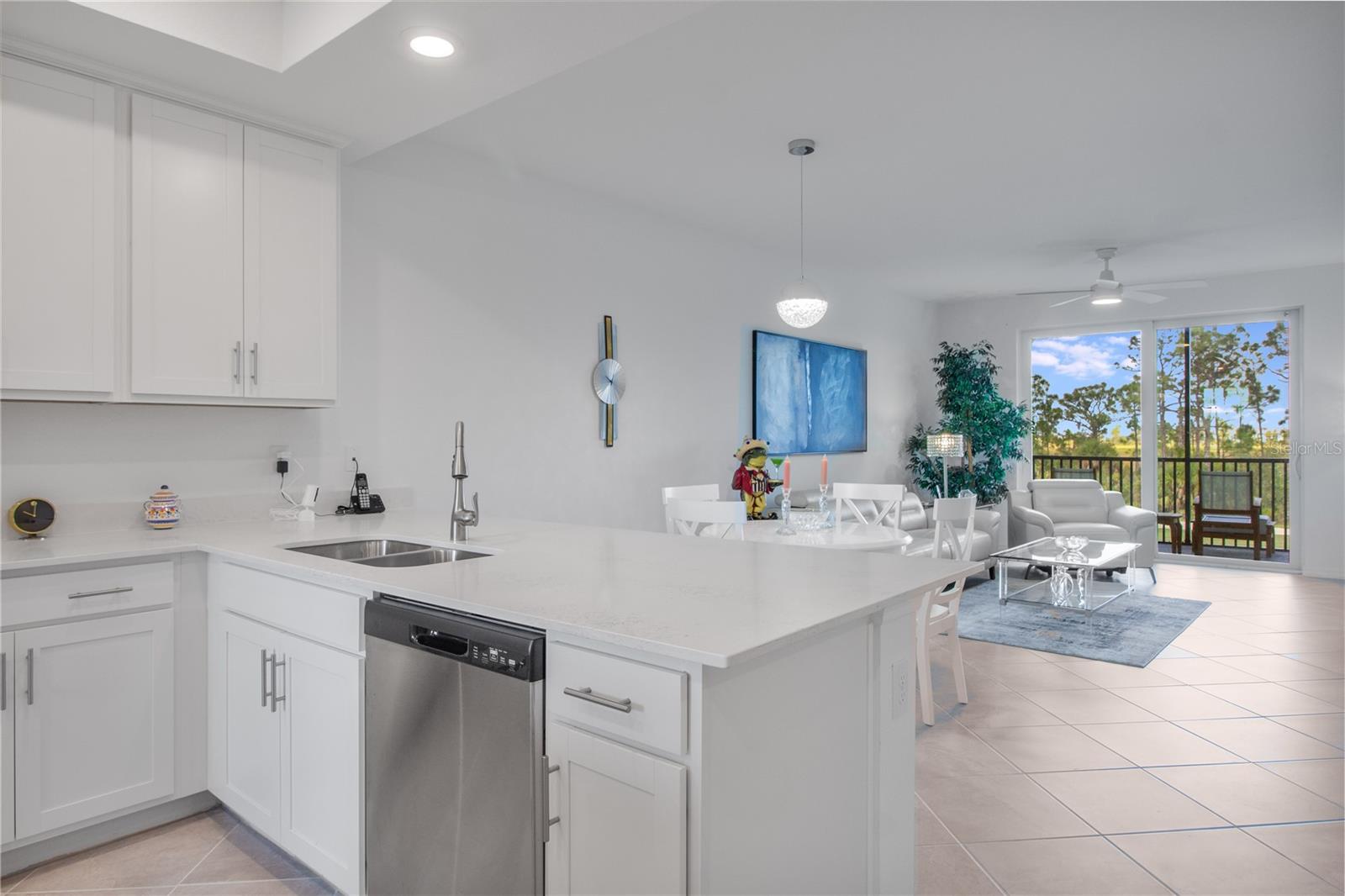 Image 14 of 53 For 12240 Wellen Golf Street 204