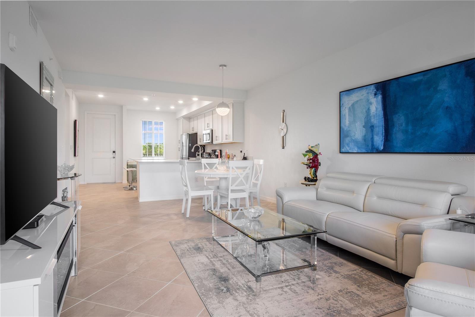 Image 18 of 53 For 12240 Wellen Golf Street 204