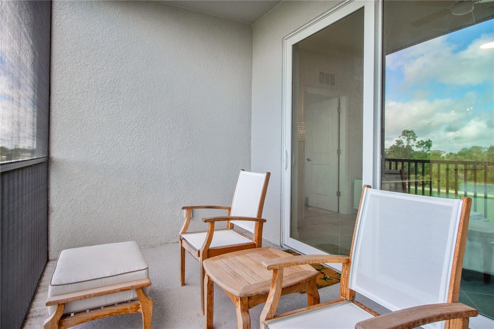 Image 29 of 53 For 12240 Wellen Golf Street 204
