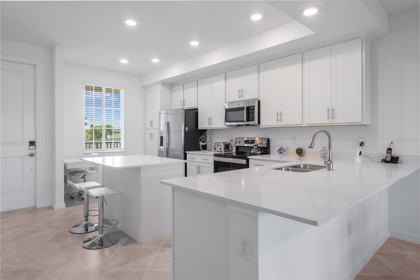 Image 7 of 53 For 12240 Wellen Golf Street 204