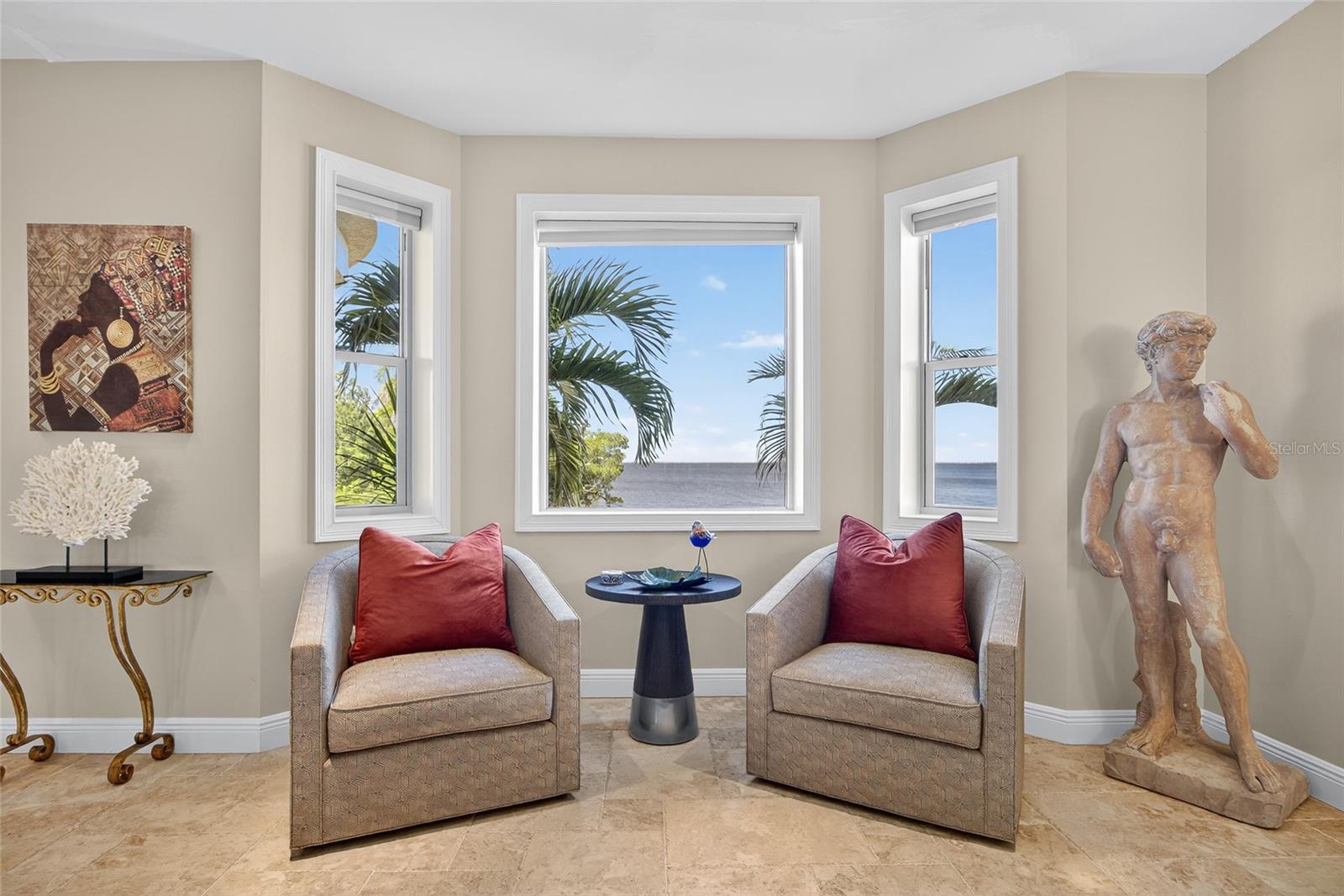 Image 13 of 84 For 44 Colony Point Drive