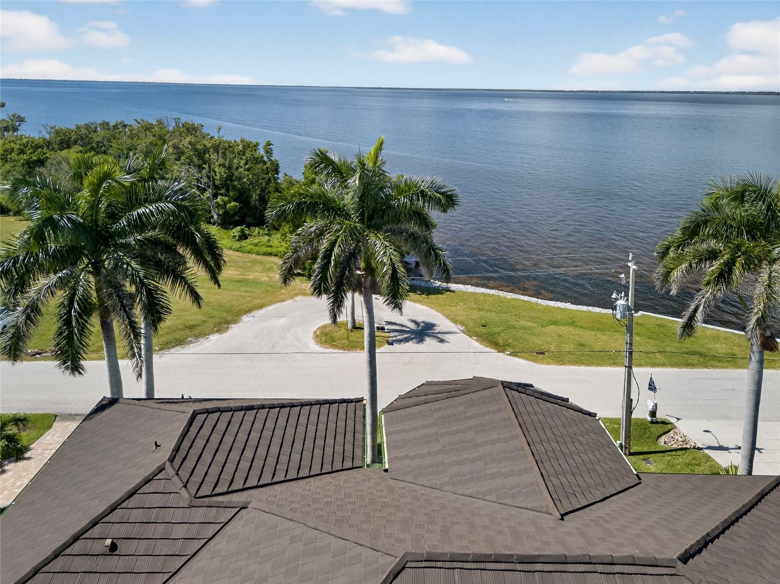 Image 75 of 84 For 44 Colony Point Drive