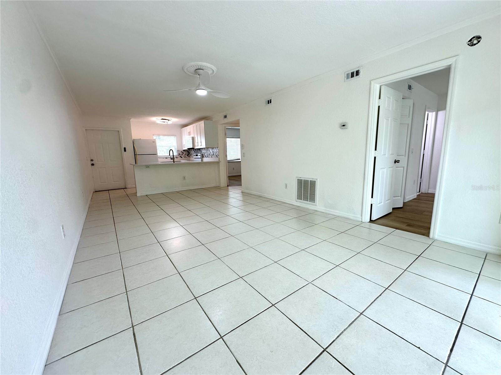 Image 13 of 26 For 25050 Sandhill Boulevard Apt A1
