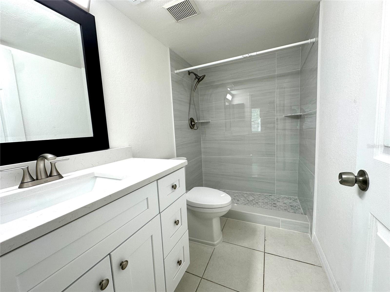 Image 18 of 26 For 25050 Sandhill Boulevard Apt A1