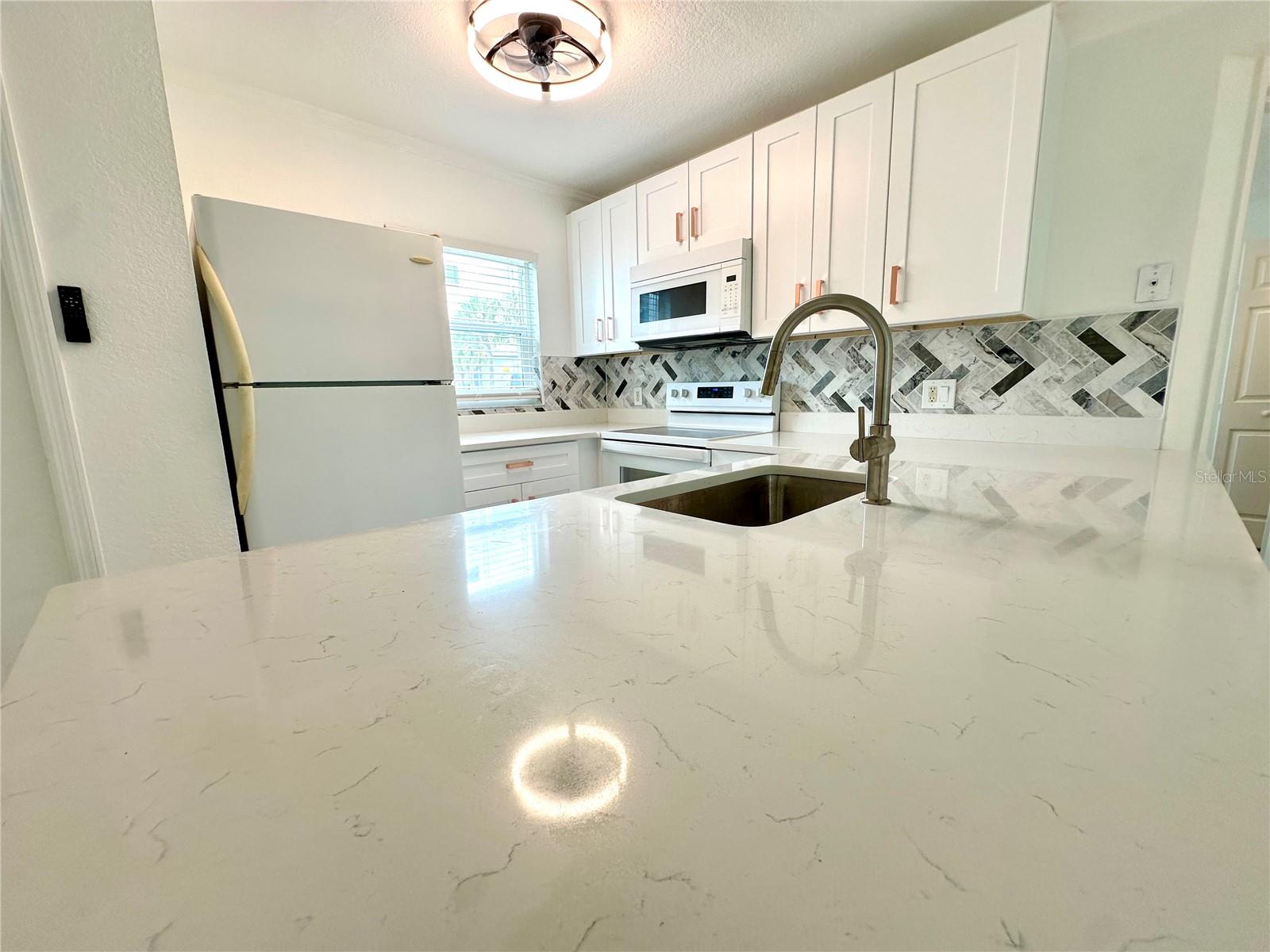 Image 8 of 26 For 25050 Sandhill Boulevard Apt A1