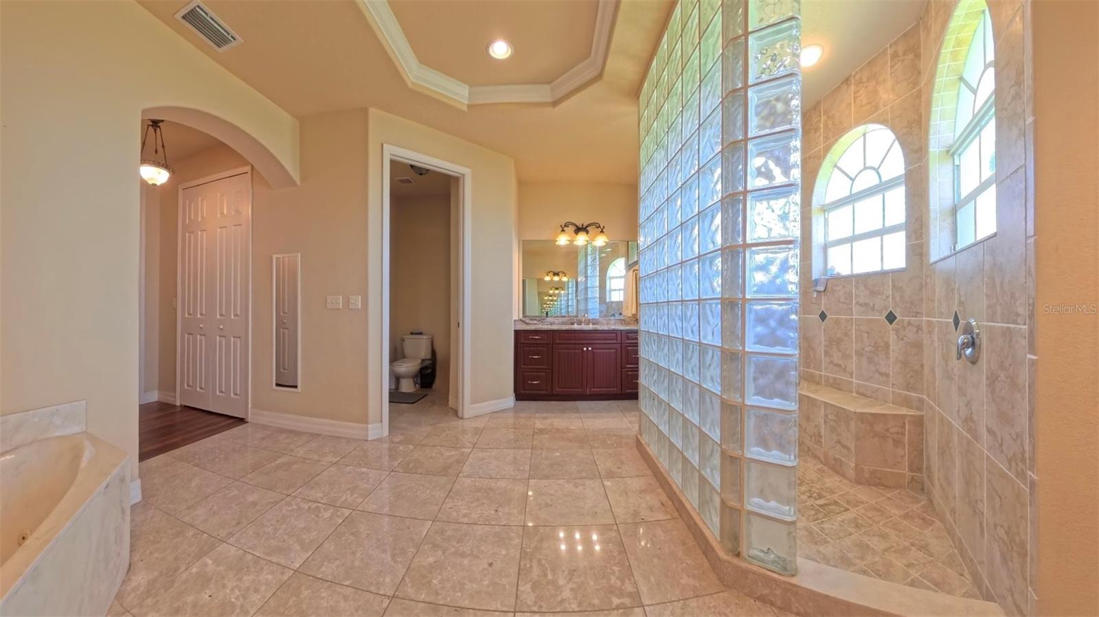 Image 18 of 29 For 1509 Moore Avenue