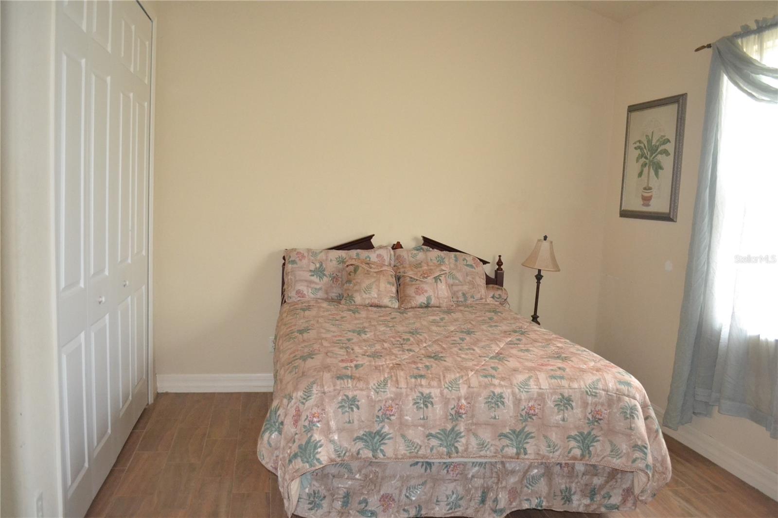 Image 23 of 29 For 1509 Moore Avenue