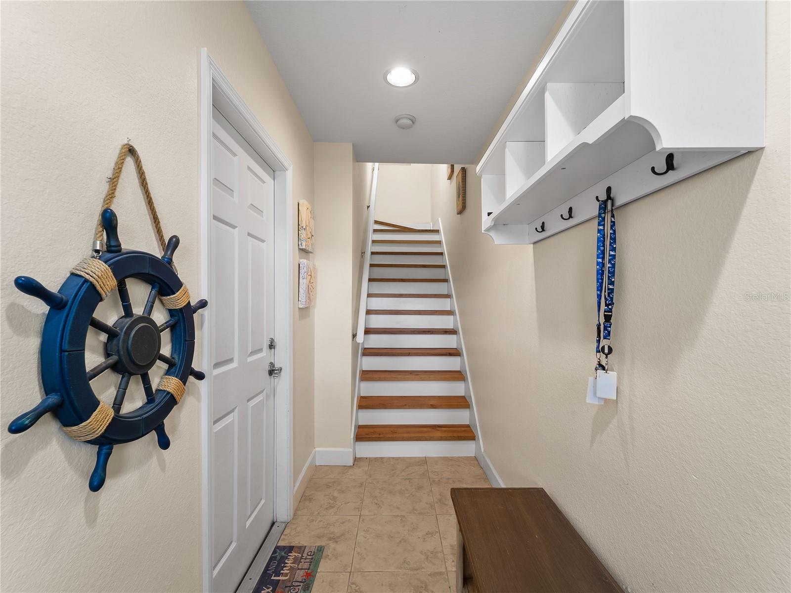 Image 17 of 72 For 10390 Longshore Road 83