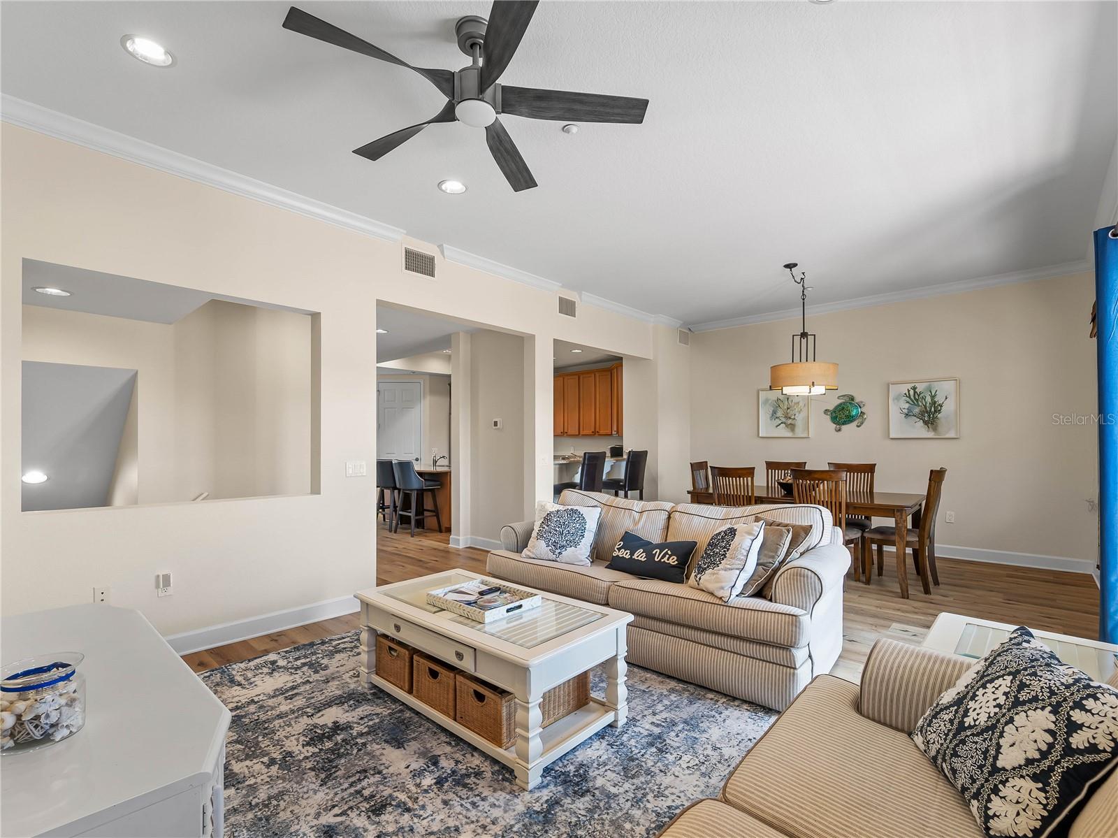 Image 5 of 72 For 10390 Longshore Road 83