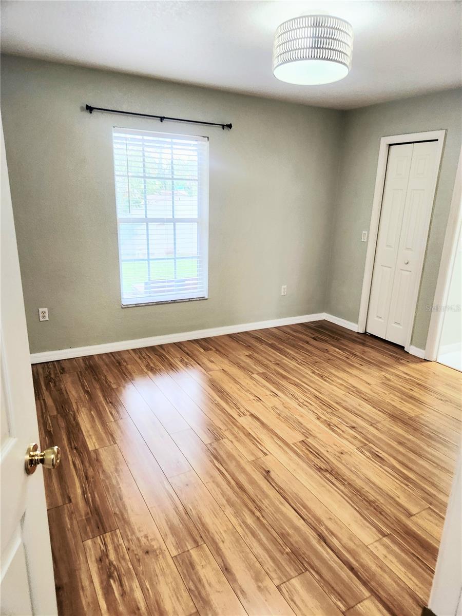 Image 13 of 32 For 195 Columbia Road