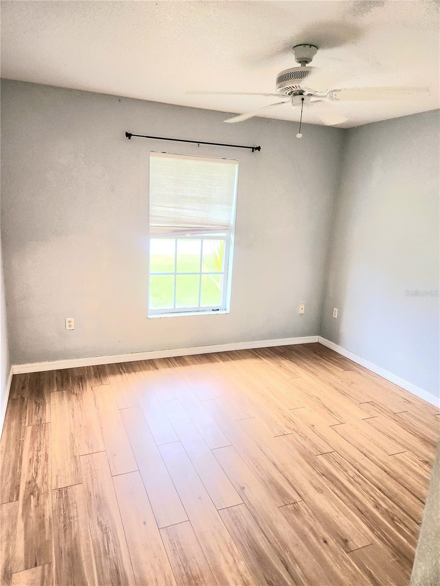 Image 19 of 32 For 195 Columbia Road