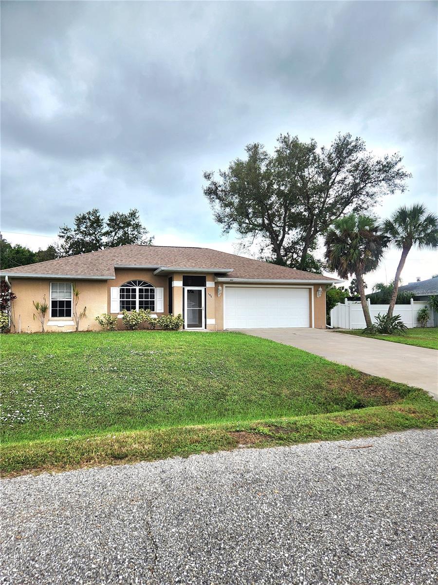 Image 2 of 32 For 195 Columbia Road