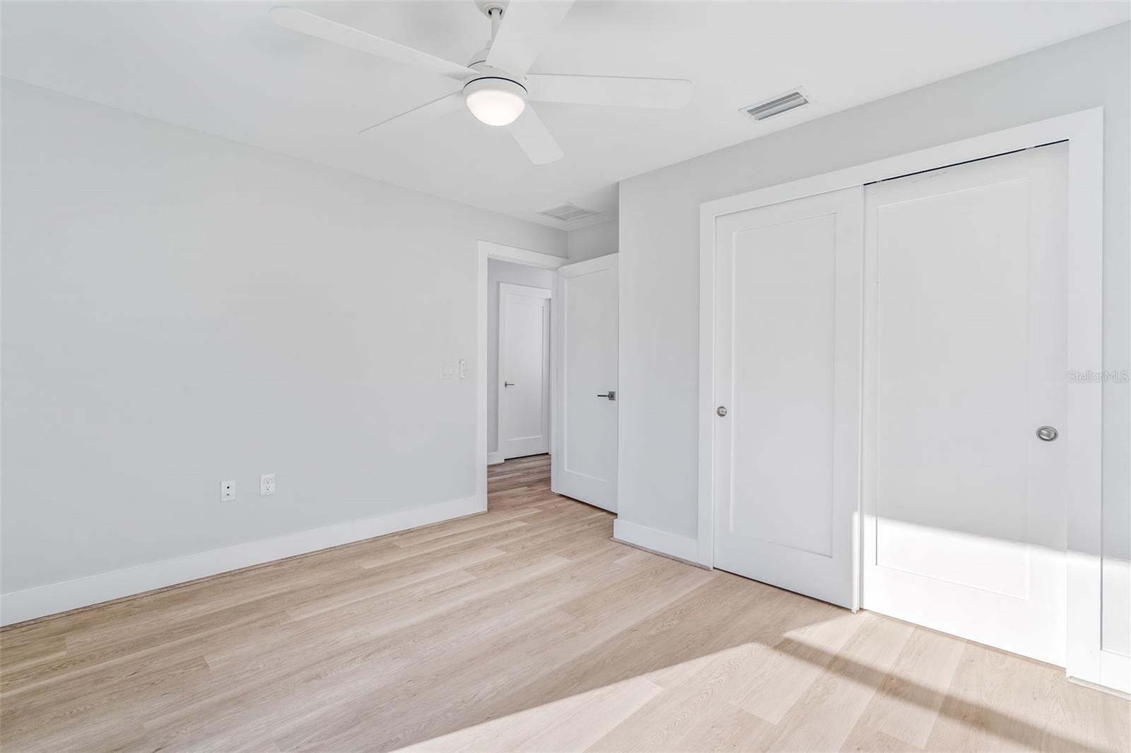 Image 10 of 32 For 12460 Catalina Drive