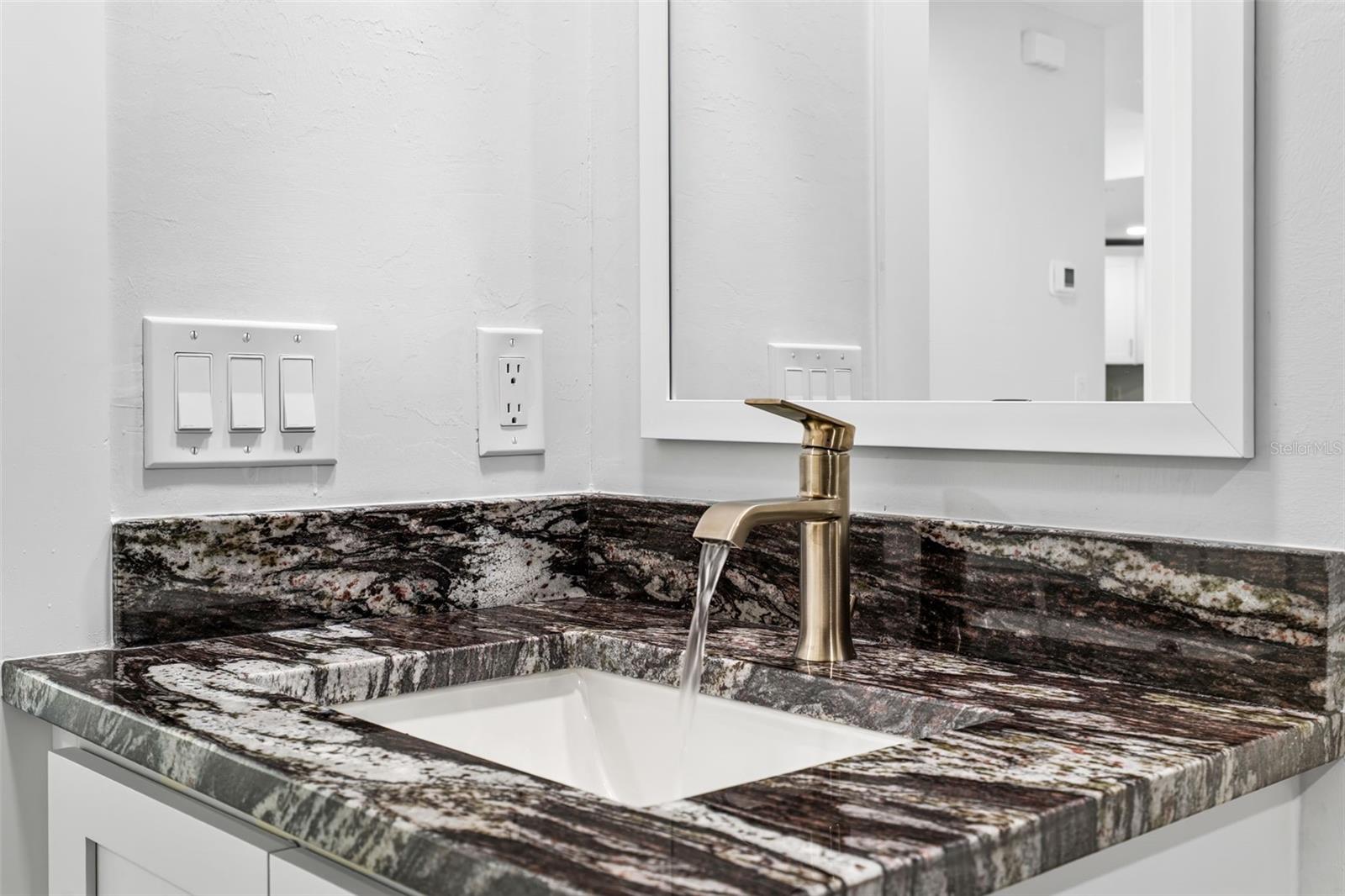 Image 15 of 32 For 12460 Catalina Drive