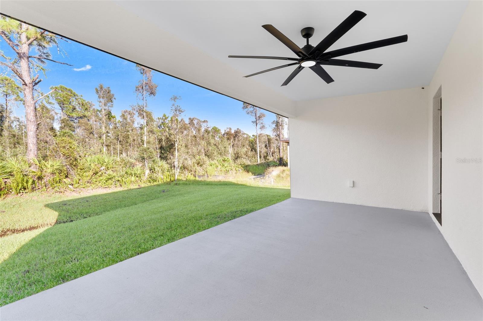 Image 24 of 32 For 12460 Catalina Drive