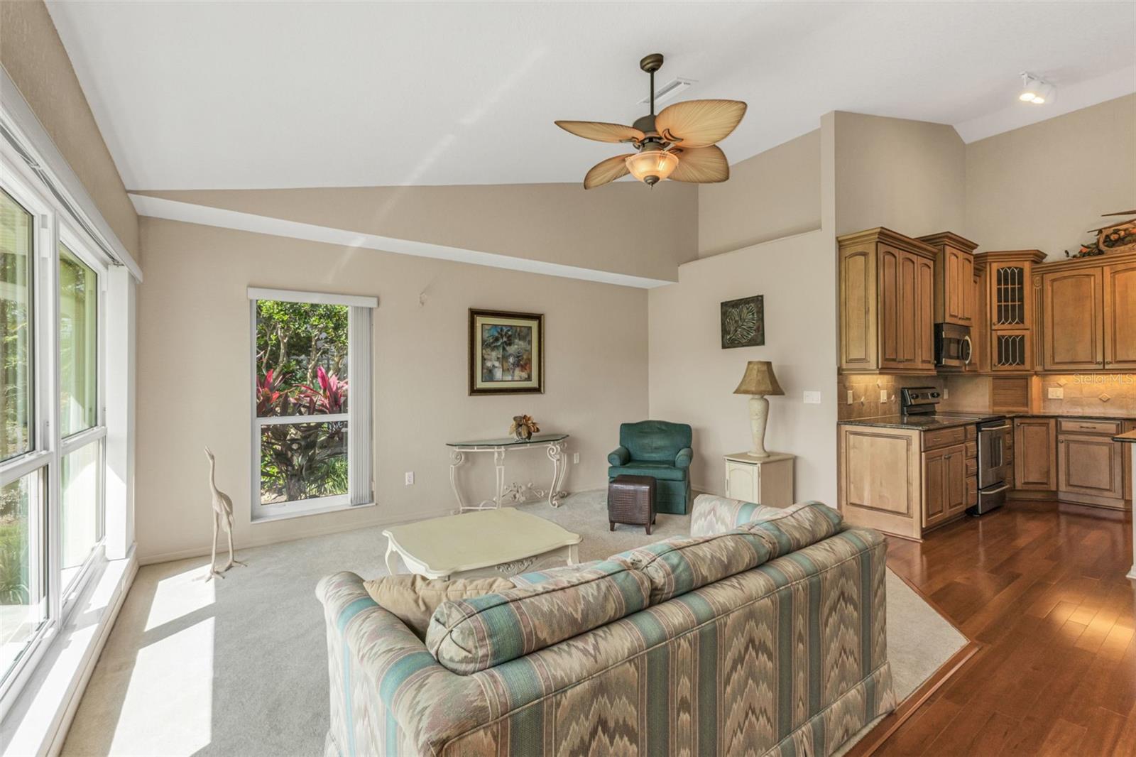 Image 17 of 70 For 14309 Bridgeview Lane