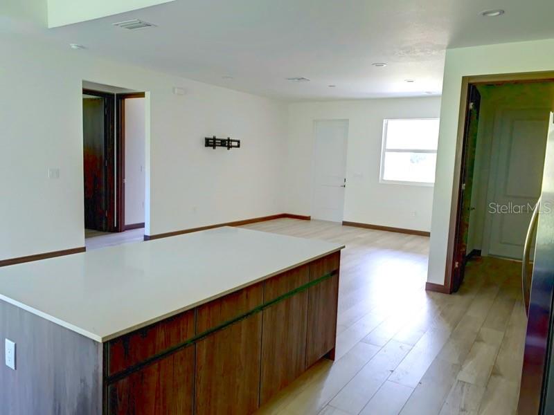 Image 4 of 16 For 4507 Knowles Lane