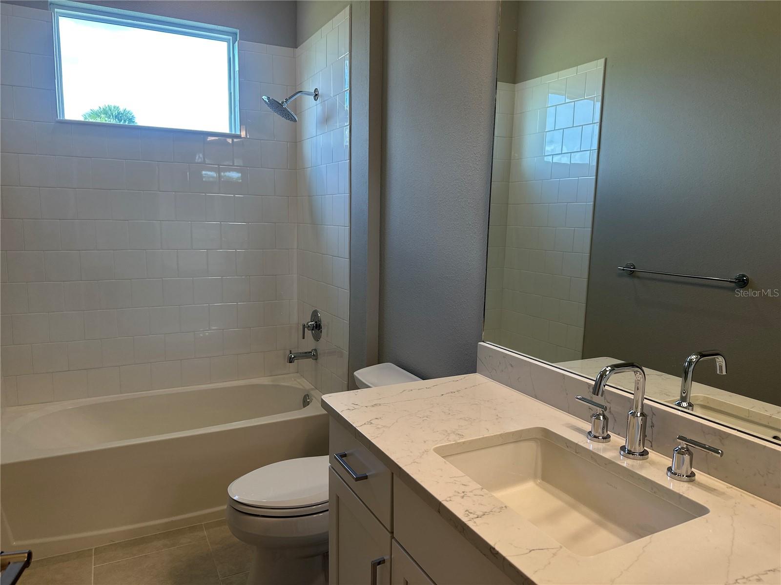 Image 20 of 22 For 24835 Buckingham Way