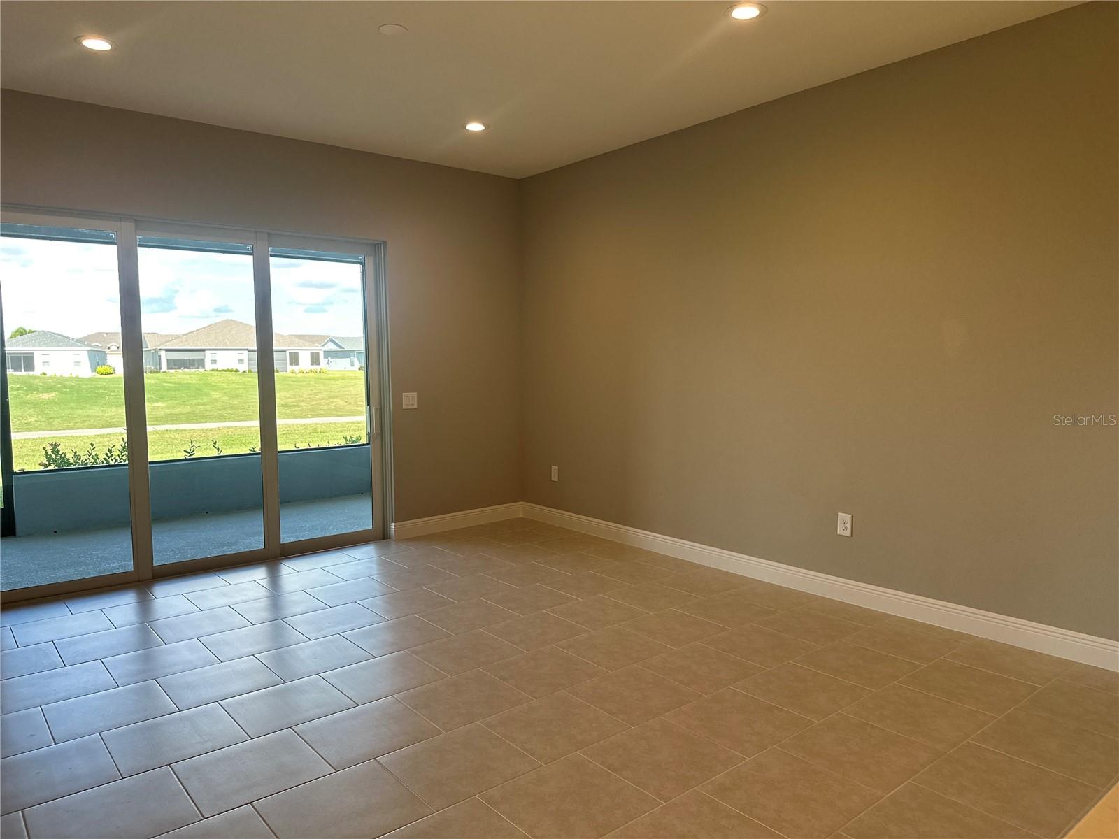 Image 9 of 22 For 24835 Buckingham Way