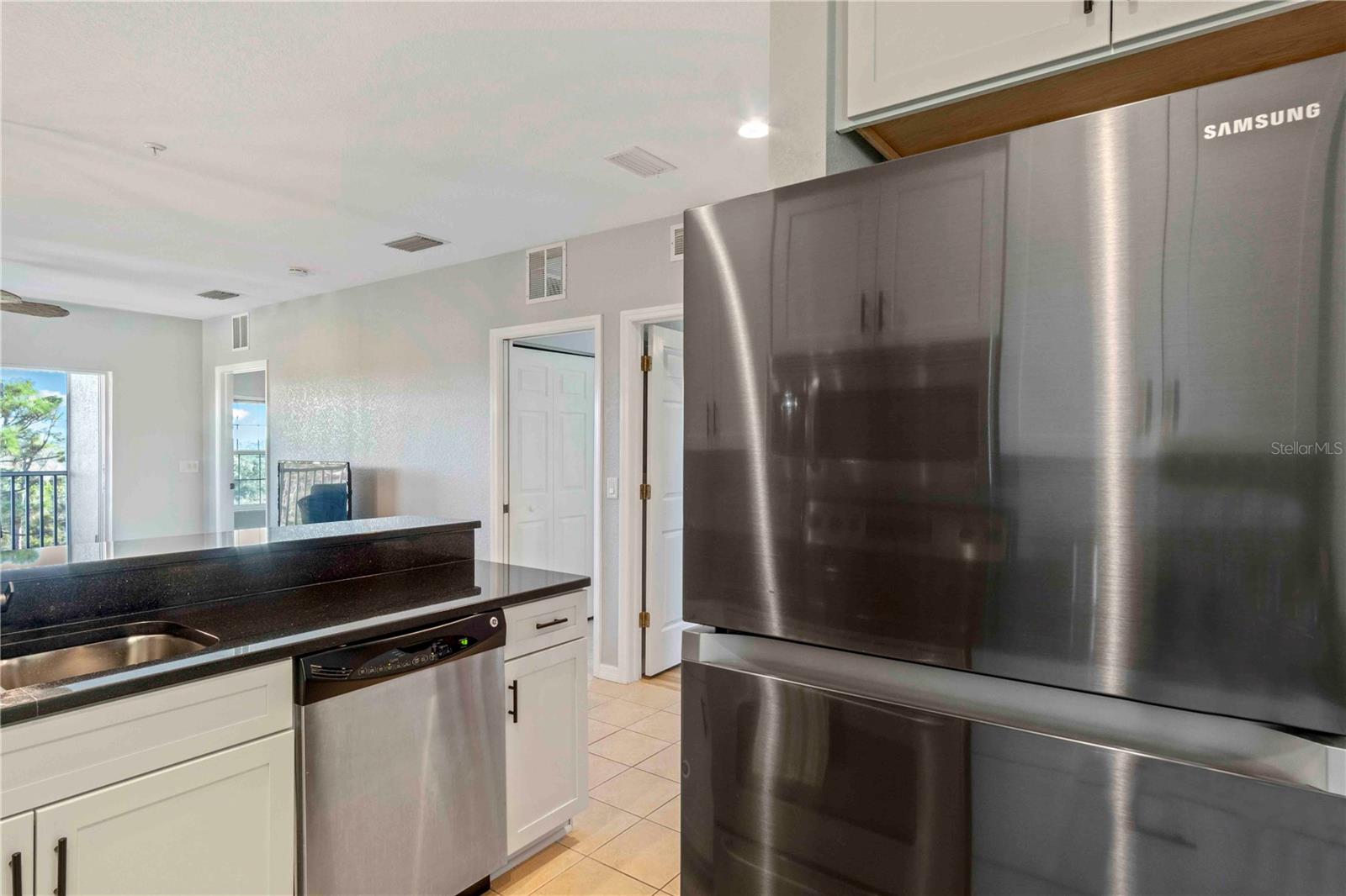 Image 27 of 77 For 8409 Placida Road 405