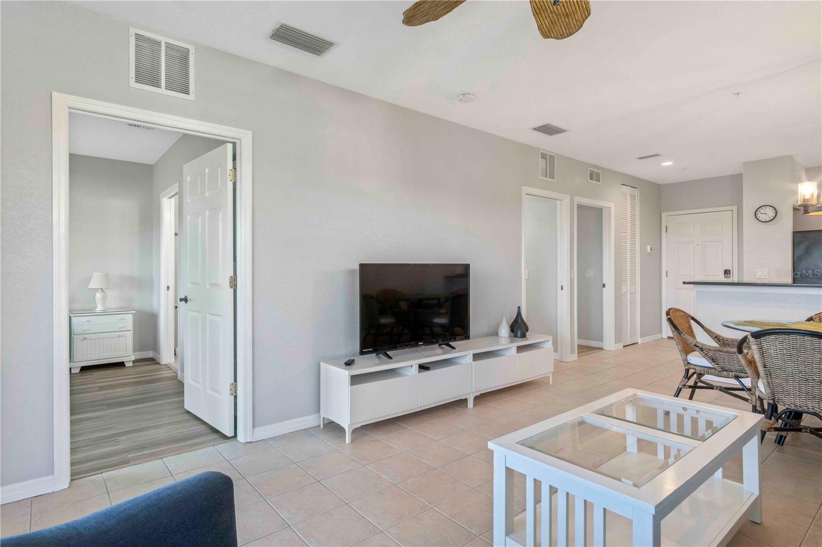 Image 32 of 77 For 8409 Placida Road 405