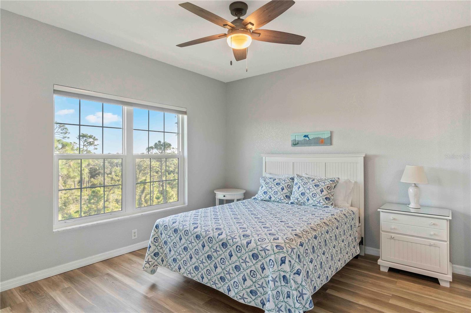 Image 35 of 77 For 8409 Placida Road 405