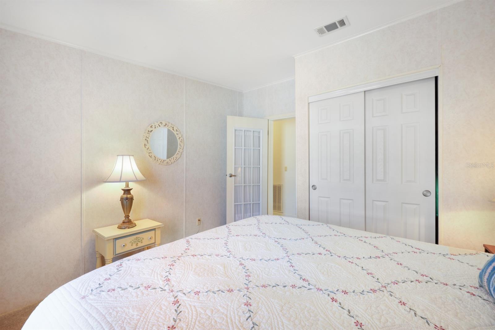 Image 32 of 100 For 2100 Kings Highway 920