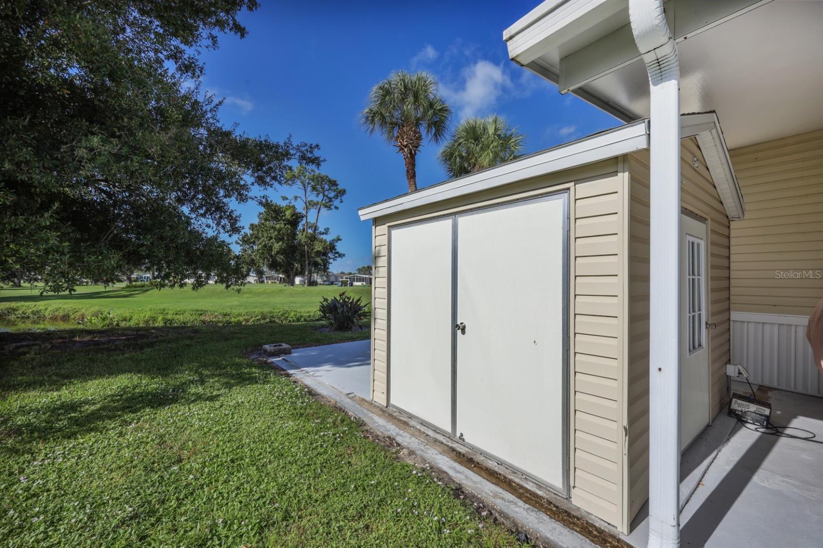 Image 40 of 100 For 2100 Kings Highway 920